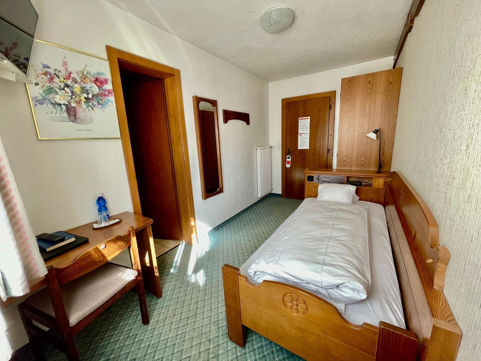 Hotel Chesa Grischa Зильс-Базельджа Экстерьер фото