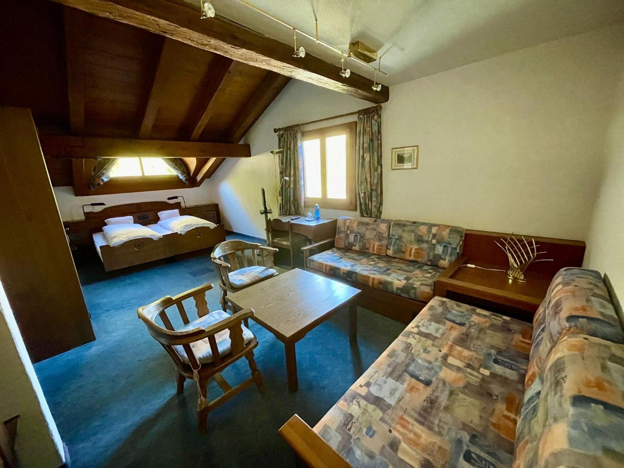 Hotel Chesa Grischa Зильс-Базельджа Экстерьер фото