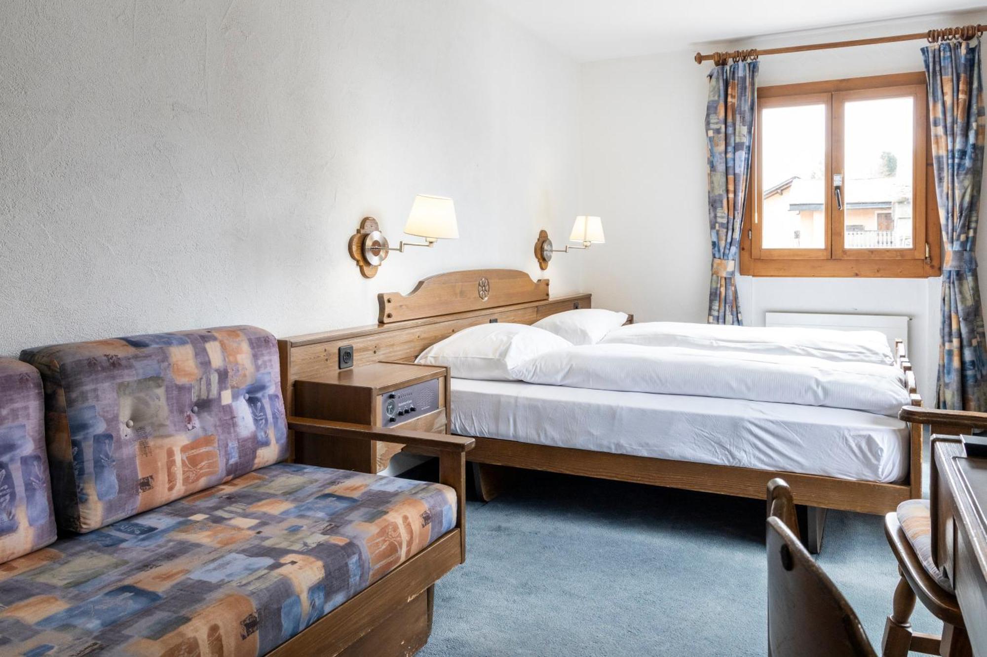 Hotel Chesa Grischa Зильс-Базельджа Экстерьер фото